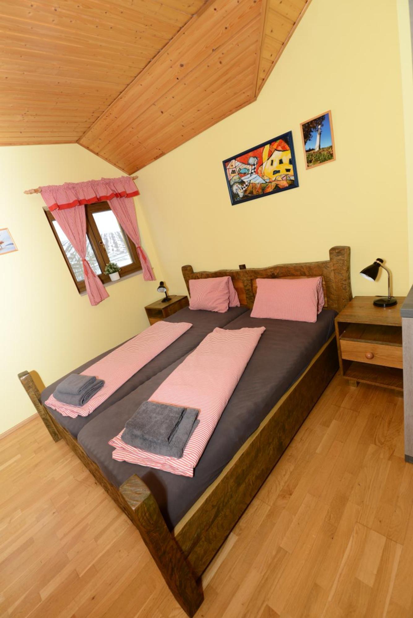 Podvesky Mlyn Hotel Tlumacov Ngoại thất bức ảnh